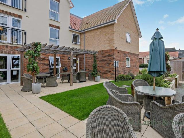 Flat for sale in Harleston, South Norfolk