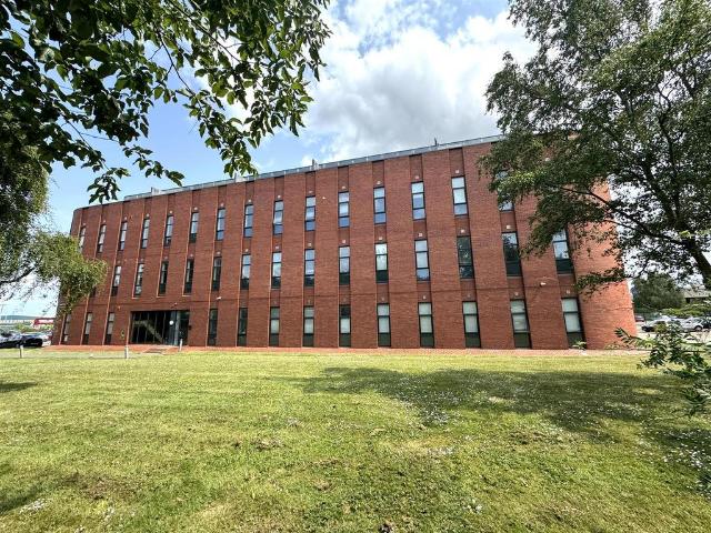 Flat for sale in Parnwell, Peterborough