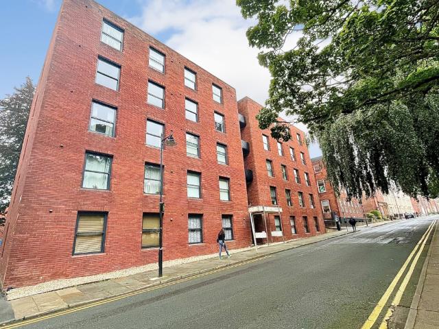 Flat for sale in Avenham, Higher Bartle