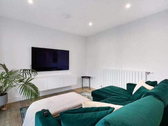 Flat for sale in Kidbrooke, Greater London