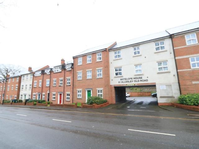 Flat for sale in West Midlands