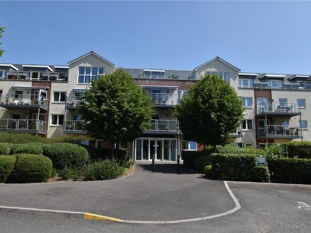 Flat for sale in Wilton, Rumwell