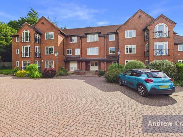 Flat for sale in South Gosforth, Newcastle Upon Tyne