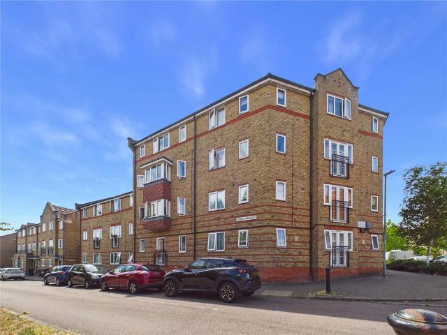 Flat for sale in Moulsham, Chelmsford