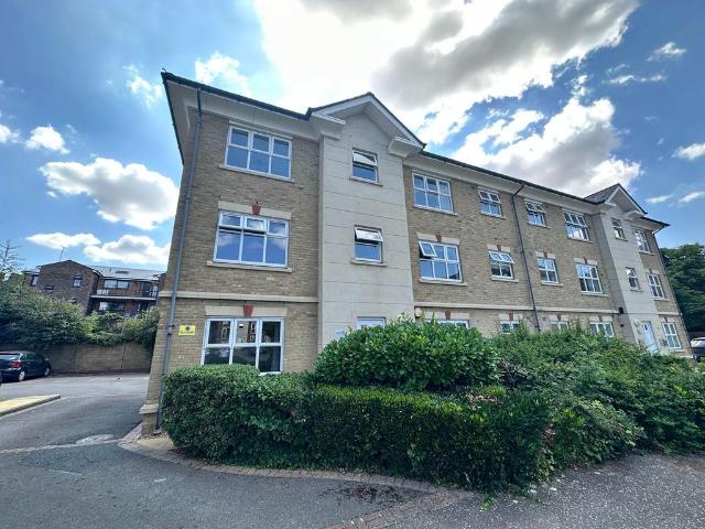 Flat for sale in Moulsham, Chelmsford