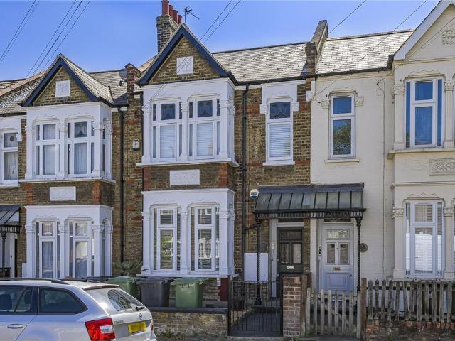 Flat for sale in London Borough of Lewisham, Brockley
