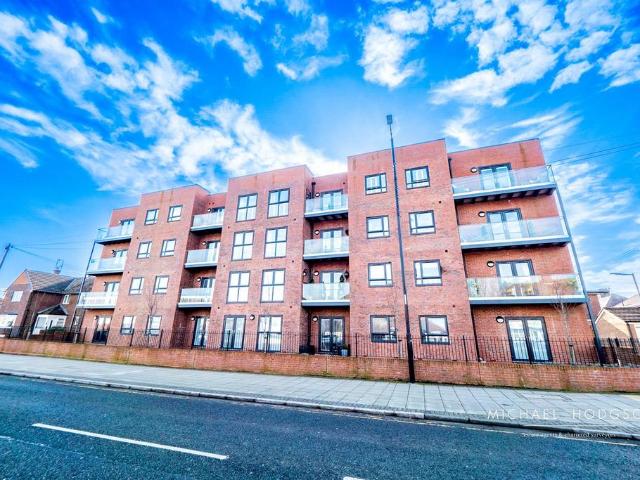 Flat for sale in Fulwell, Sunderland
