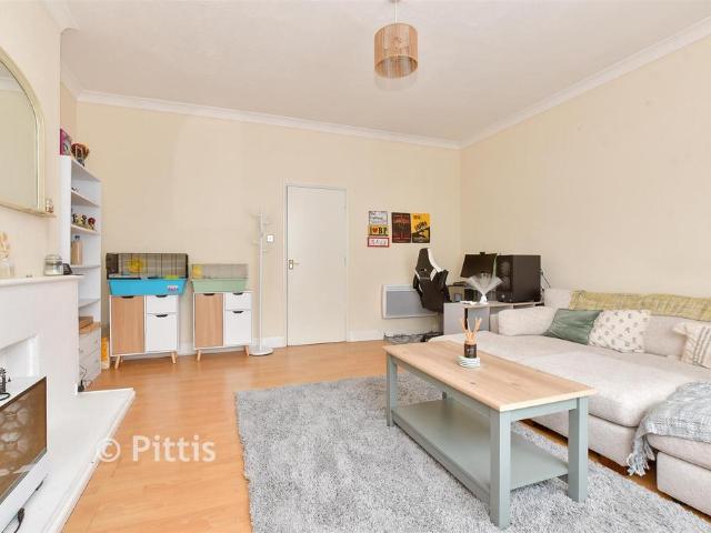 Flat for sale in Nodehill, Shide