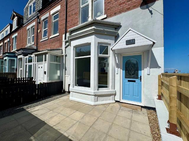 Flat for sale in Whitley Bay, North Tyneside
