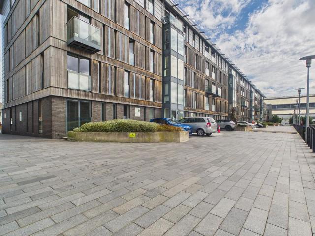 Flat for sale in Brompton, Gillingham