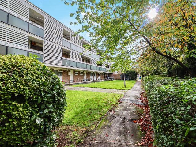 Flat for sale in Lee Chapel, Isle Of Man