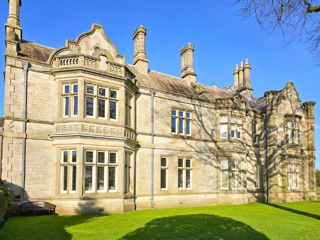 Flat for sale in Shaw Green, Beckwithshaw