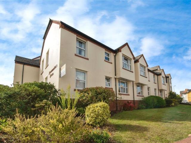 Flat for sale in Budlake, Devon