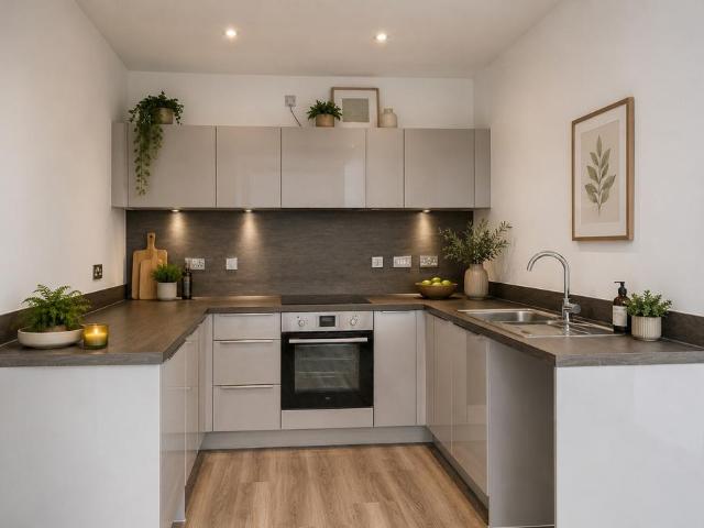 Flat for sale in Lockleaze, Bristol