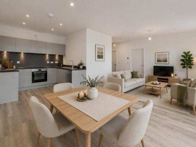 Flat for sale in Feckenham, City Of Bristol
