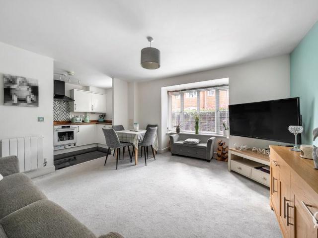Flat for sale in Eden Village, Oad Street