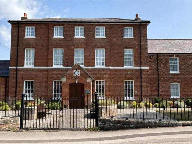 Flat for sale in Westbury, Wiltshire