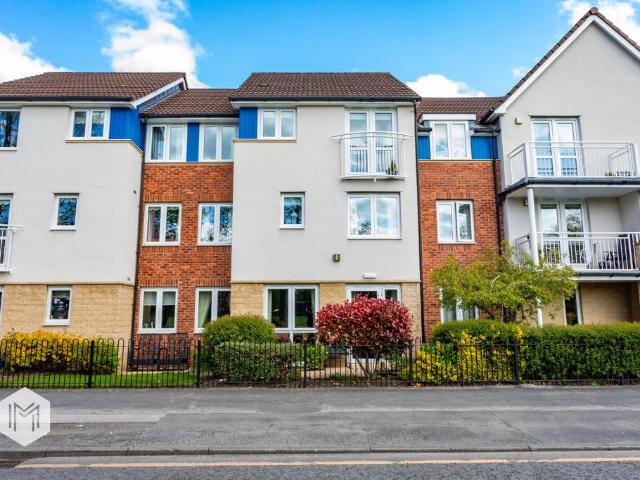 Flat for sale in Twiss Green, Warrington