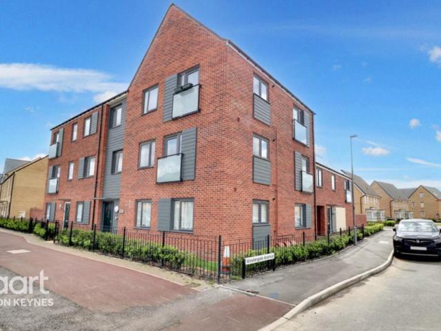 Flat for sale in Brooklands, Milton Keynes
