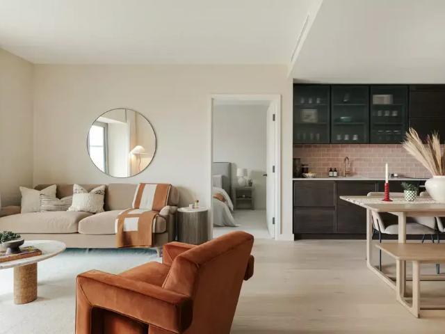 Flat for sale in Silvertown, Greater London