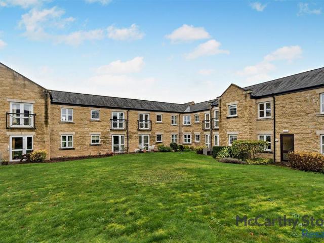Flat for sale in Malton, North Yorkshire