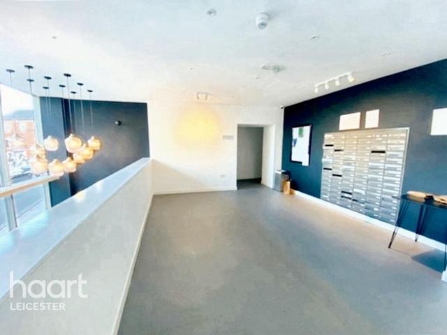 Flat for sale in St Matthew's, Old Wharf