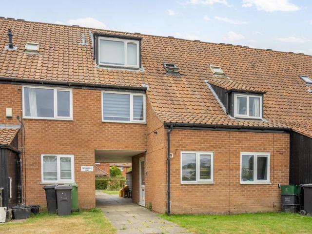 Flat for sale in New Earswick, York
