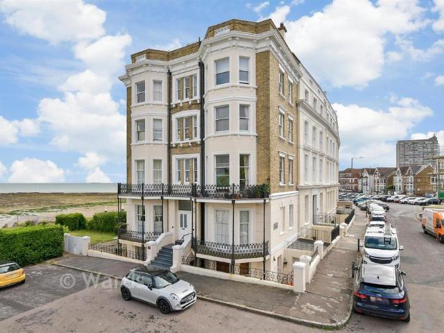 Flat for sale in Westbrook, Acol