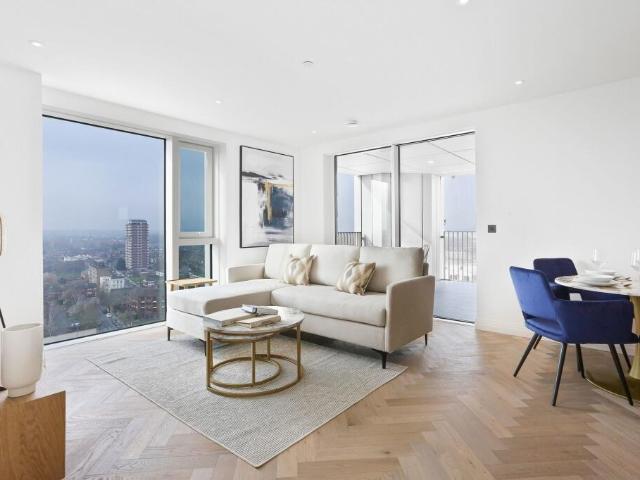 Flat for sale in Greater London