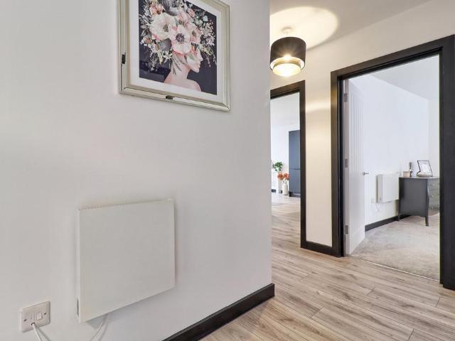 Flat for sale in Wickford