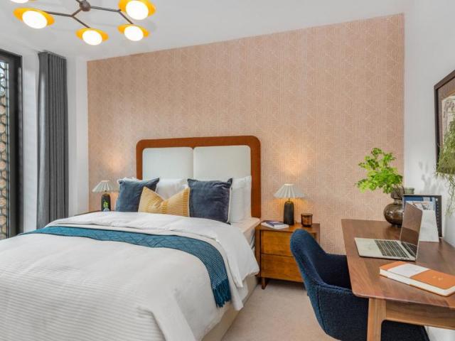 Flat for sale in Greenwich Peninsula, Greater London
