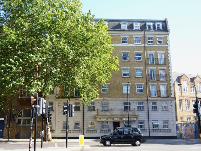 Flat for sale in Elephant and Castle, Greater London