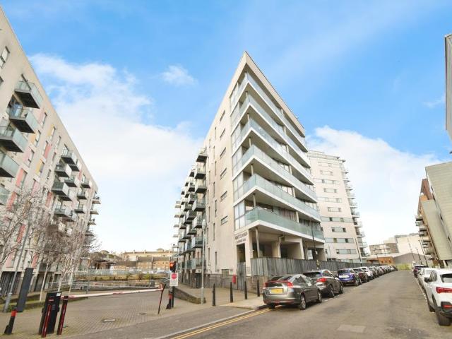 Flat for sale in Poplar Grove, Isle Of Man