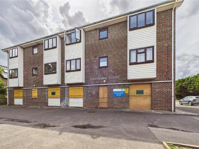 Flat for sale in Glynde, West Sussex