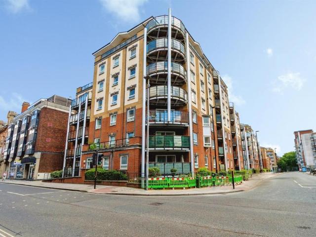 Flat for sale in St Mary's, City Of Southampton