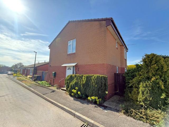 Flat for sale in Backwell, North Somerset