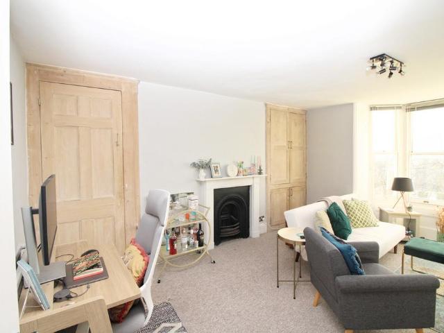 Flat for sale in Queen's Park, Brighton & Hove