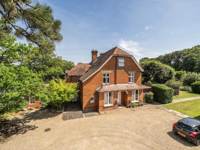 Flat for sale in Sunninghill and Ascot
