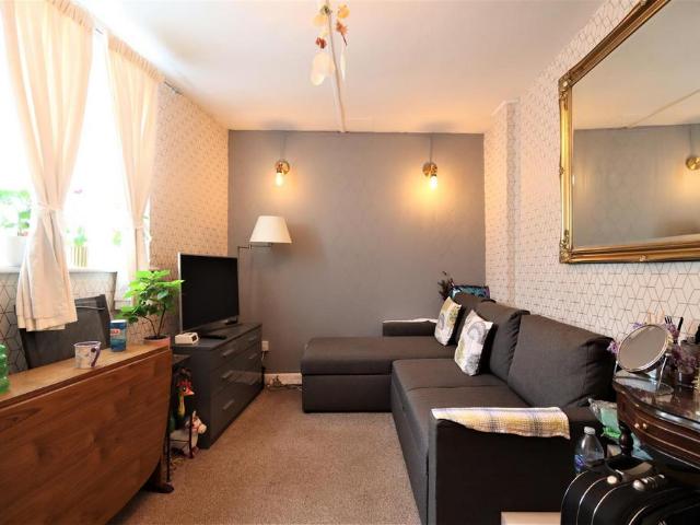 Flat for sale in St Helier, Greater London