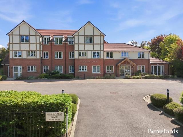 Flat for sale in Little Burstead, Billericay