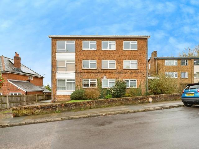 Flat for sale in Midanbury, City Of Southampton