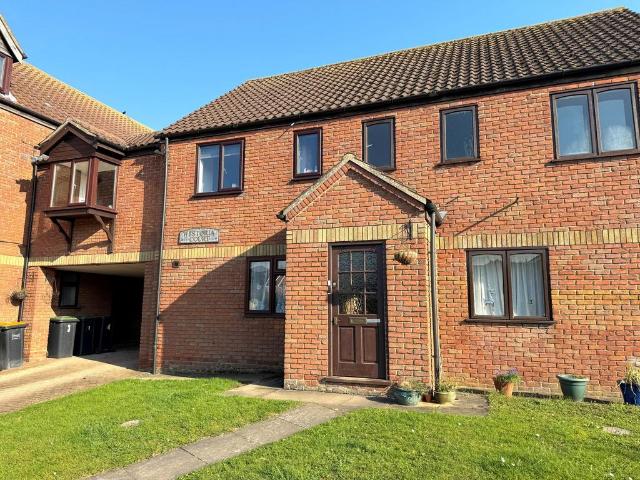 Flat for sale in Westoning, Bedfordshire