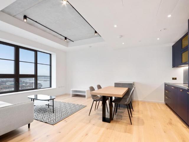 Flat for sale in Goodluck Hope, Blackwall