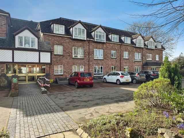 Flat for sale in Fulshaw Park, Wilmslow