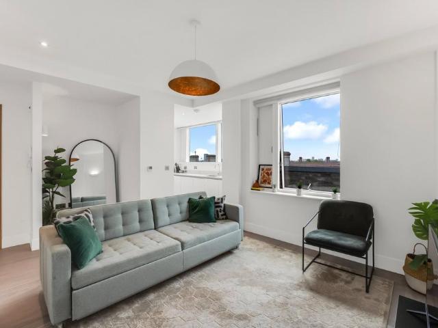 Flat for sale in Tufnell Park, Greater London