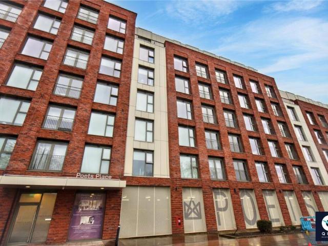 Flat for sale in Calderstones