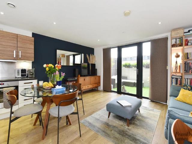 Flat for sale in Poplar Grove, Isle Of Man