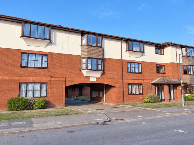 Flat for sale in Old Felixstowe, East Suffolk