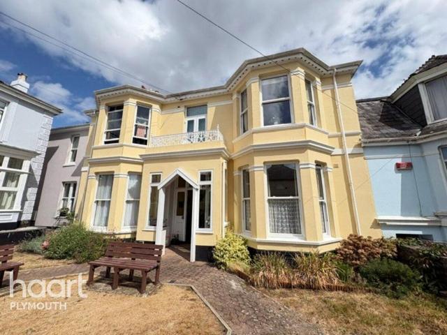 Flat for sale in Greenbank, Mount Wise