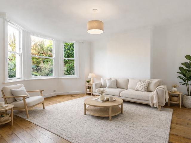 Flat for sale in Round Hill, Brighton & Hove